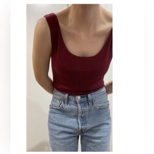Chic Burgundy Sleeveless Tank Top